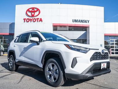 New 2025 Toyota RAV4 XLE