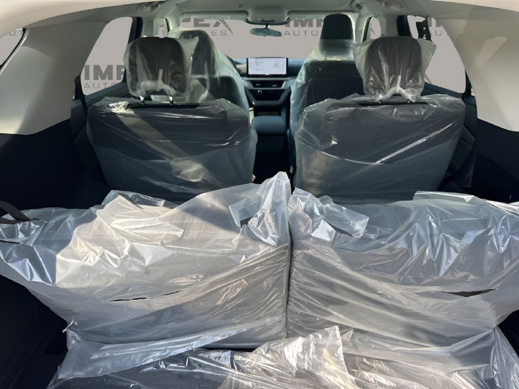 Used 2026 Ford Explorer Active RWD image 29