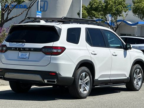 New 2026 Honda Pilot EX-L image 4