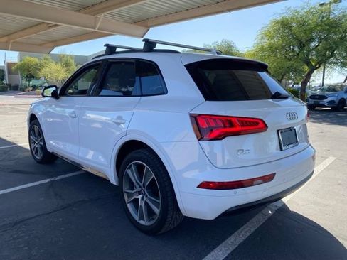 Used 2019 Audi Q5 2.0T Premium Plus w/ Premium Plus Package AWD/4WD image 2