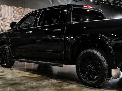 Used 2019 Toyota Tundra SR5 w/ SR5 Upgrade Package AWD/4WD image 16