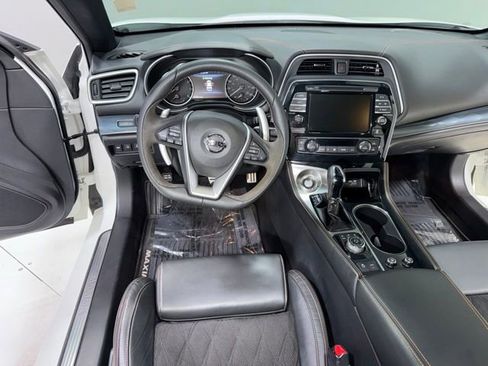Used 2021 Nissan Maxima SR FWD image 18
