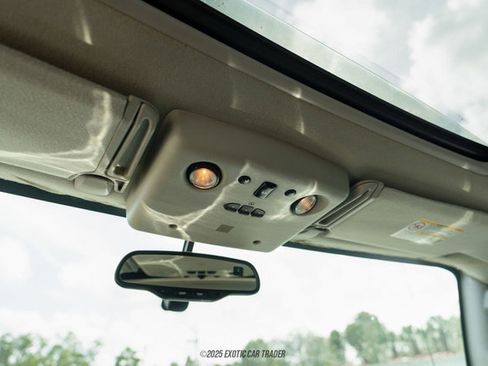 Used 2004 HUMMER H2 w/ Preferred Equipment Group image 34