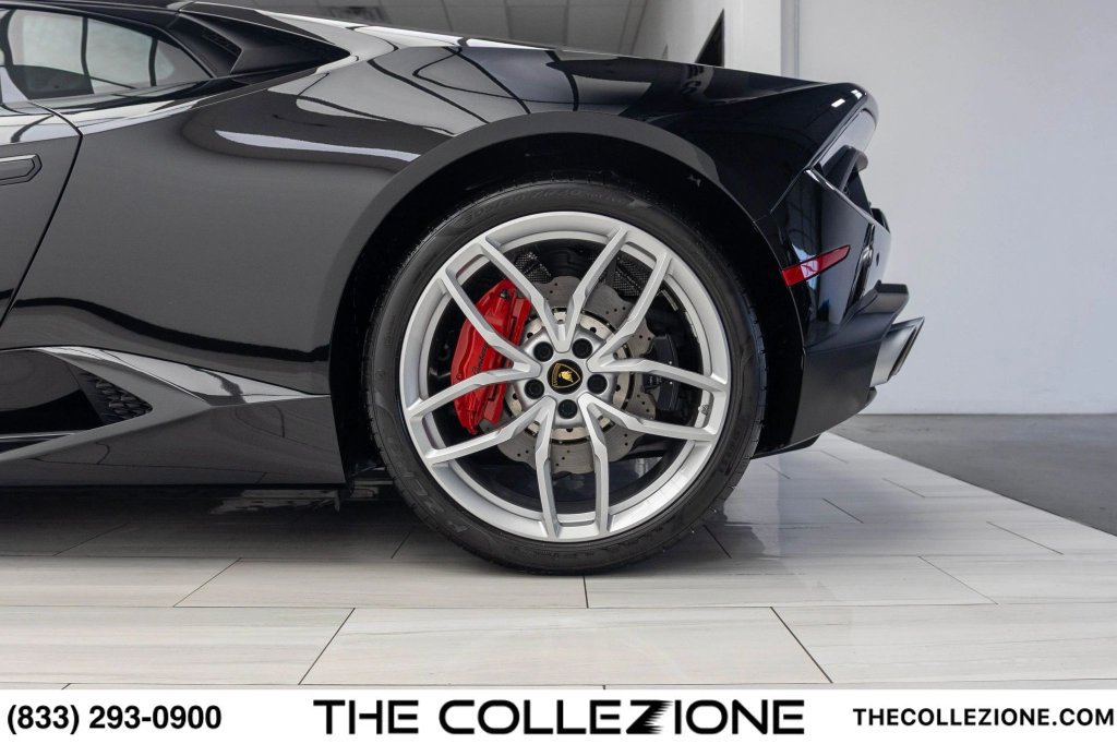Used 2016 Lamborghini Huracan LP 580-2 RWD image 17