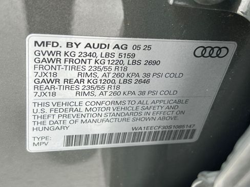 Certified 2025 Audi Q3 2.0T Premium Plus w/ Premium Plus Package AWD/4WD image 35