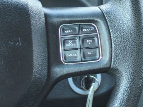 Used 2016 RAM 1500 Express AWD/4WD image 24