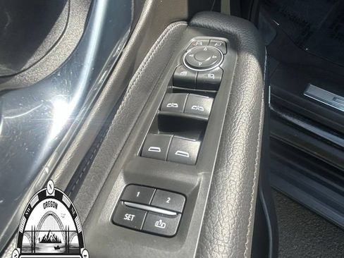 Used 2021 GMC Yukon Denali AWD/4WD image 12