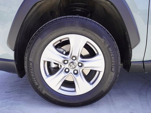 Certified 2023 Toyota RAV4 XLE FWD image 22