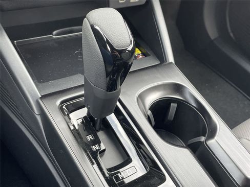New 2026 Subaru Outback Limited AWD/4WD image 27