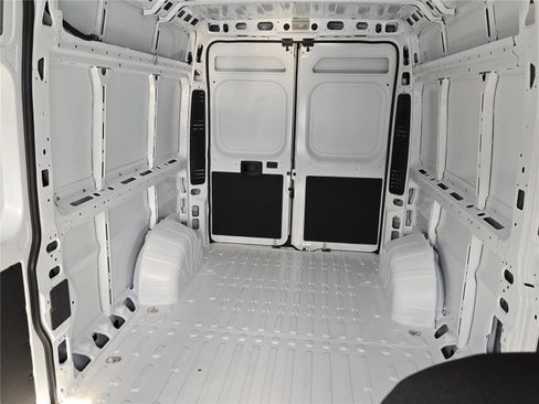 New 2026 RAM ProMaster 2500 FWD image 17