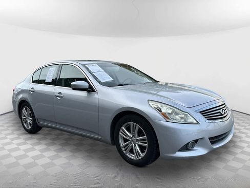 Used 2013 INFINITI G37 Journey w/ Premium Pkg image 1
