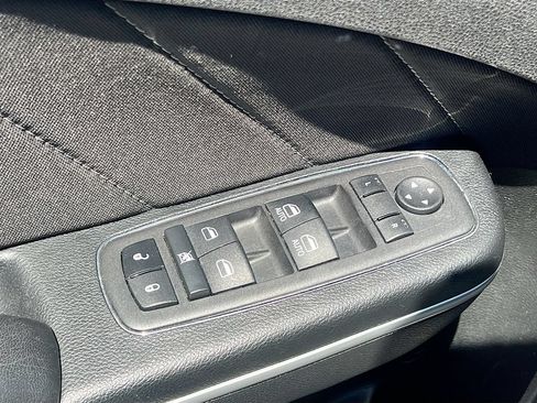 Used 2023 Dodge Charger SXT w/ Cold Weather Package RWD image 17