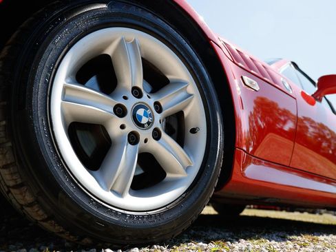 Used 2000 BMW Z3 2.5i image 29