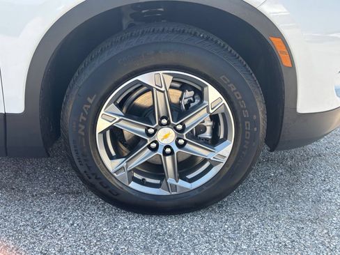 Used 2025 Chevrolet Blazer LT FWD image 20