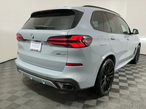 Certified 2026 BMW X5 sDrive40i w/ M Sport Package image 5