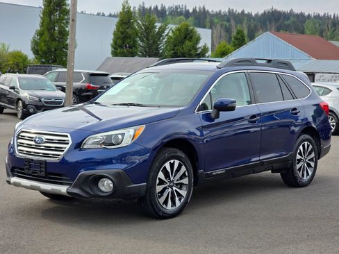 Used 2015 Subaru Outback 2.5i Limited AWD/4WD image 3