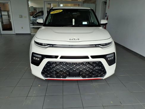 Used 2022 Kia Soul Turbo image 2