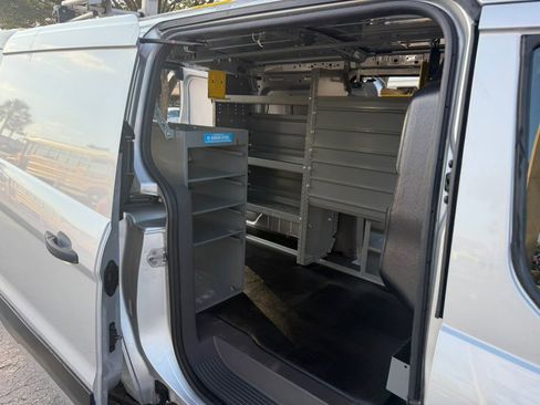 Used 2022 Ford Transit Connect XLT FWD image 20