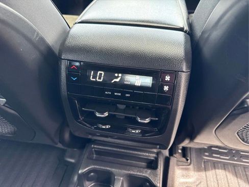 Used 2023 Jeep Grand Cherokee L Laredo RWD image 26