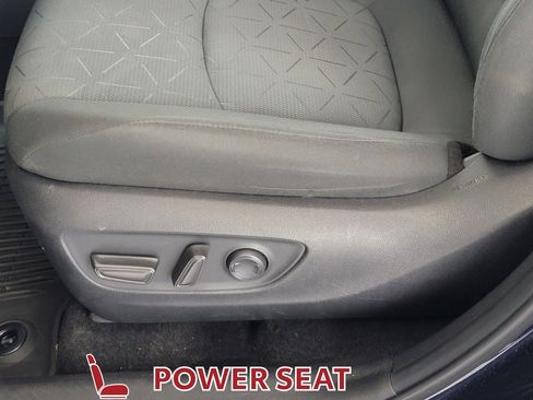 Used 2020 Toyota RAV4 XLE image 16