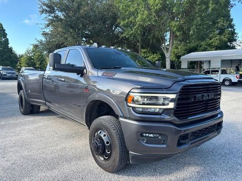 Used 2022 RAM 3500 Laramie AWD/4WD image 3