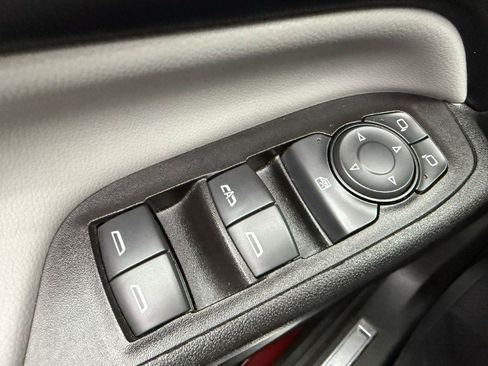 Used 2018 Chevrolet Equinox Premier w/ LPO, Floor Liner Package AWD/4WD image 11