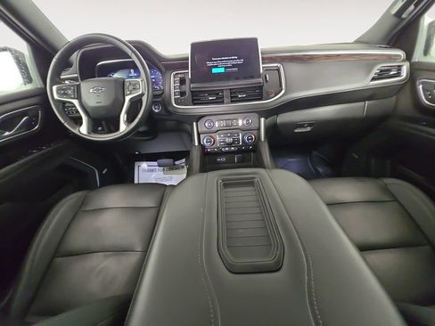 Used 2023 Chevrolet Tahoe Z71 w/ Z71 Off-Road Package AWD/4WD image 15