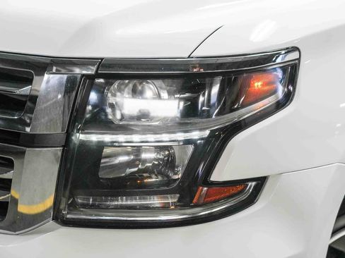 Used 2019 Chevrolet Tahoe LS RWD image 2