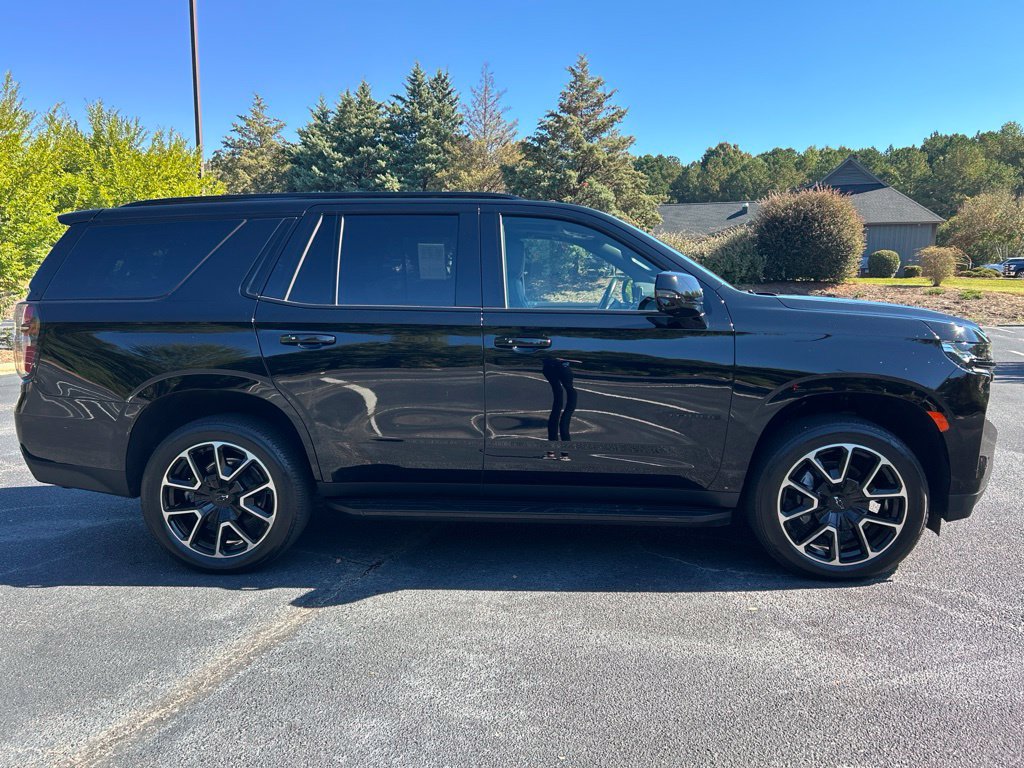 Used 2023 Chevrolet Tahoe RST w/ Luxury Package RWD image 24