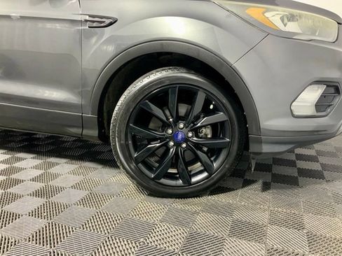 Used 2017 Ford Escape Titanium AWD/4WD image 35