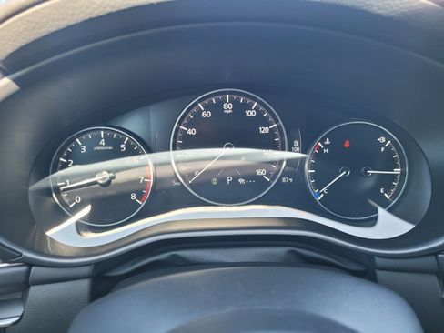 New 2026 MAZDA MAZDA3 Hatchback w/Premium Plus Pkg image 32