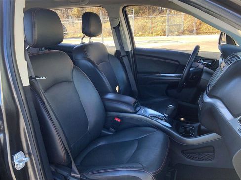 Used 2019 Dodge Journey GT image 7