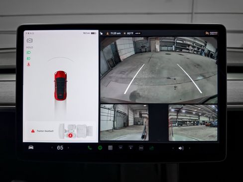 Used 2021 Tesla Model Y Long Range image 14