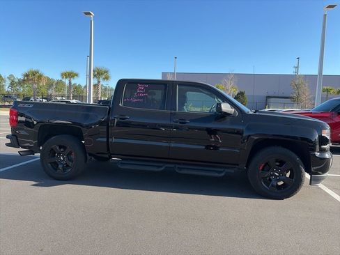 Used 2017 Chevrolet Silverado 1500 LTZ Z71 w/ Redline Edition image 2