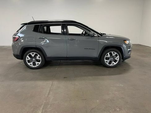 Used 2021 Jeep Compass Limited w/ Sun and Sound Group FWD image 2