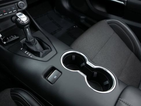 Used 2024 Ford Mustang Convertible image 23