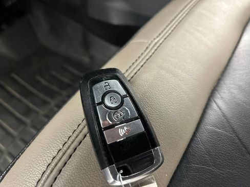 Used 2024 Ford Bronco Wildtrak AWD/4WD image 22