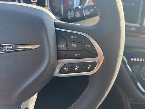New 2026 Chrysler Pacifica Pinnacle image 42