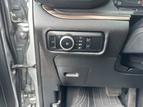Used 2023 Ford Explorer Limited AWD/4WD image 13