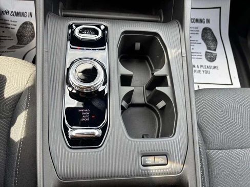 New 2026 Jeep Cherokee Laredo AWD/4WD image 18