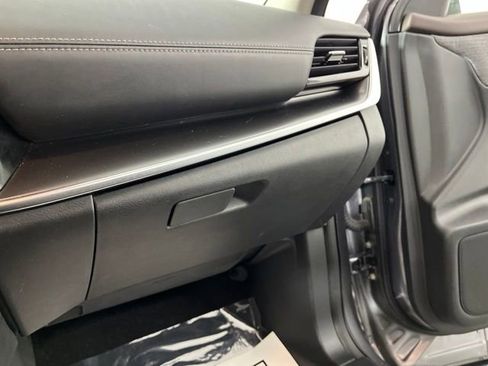Used 2022 Nissan Rogue SV FWD image 37