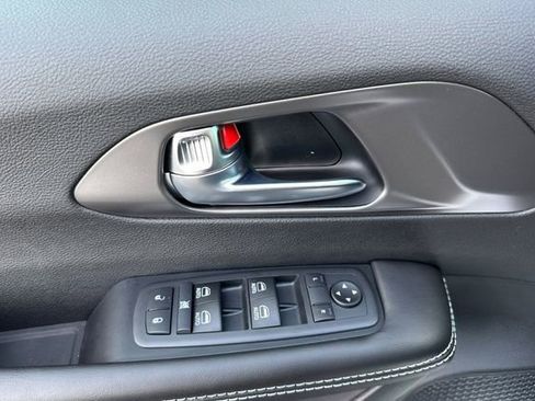 New 2026 Chrysler Voyager LX image 11