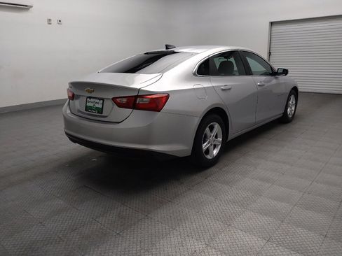 Used 2021 Chevrolet Malibu LS FWD image 9