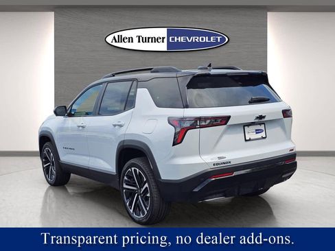 New 2026 Chevrolet Equinox RS w/ Convenience Package III FWD image 7