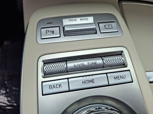 Used 2022 Genesis GV70 2.5T w/ Select Package AWD/4WD image 27