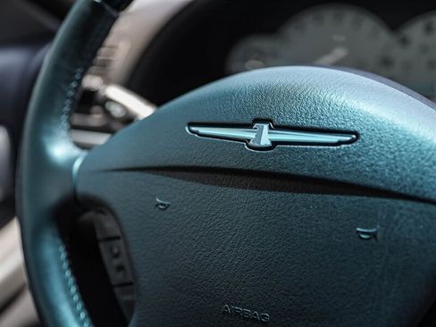 Used 2002 Ford Thunderbird RWD image 29