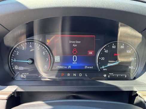 Used 2024 Ford Explorer Limited w/ Limited Technology Package AWD/4WD image 18