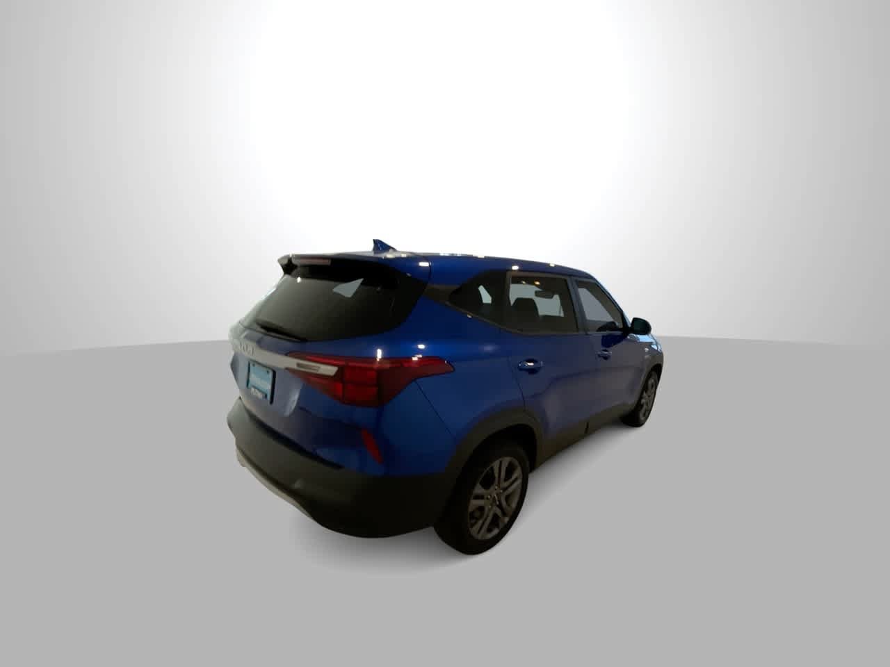 Used 2023 Kia Seltos LX AWD/4WD image 8