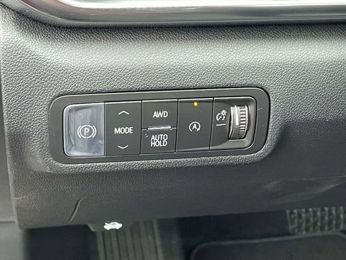 New 2026 GMC Terrain Elevation w/ Elevation Premium Package image 18