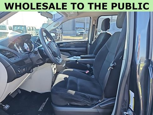 Used 2014 Dodge Grand Caravan American Value Package image 16